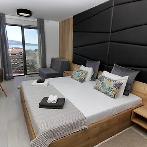 Bed & Breakfast Azur, Novi Vinodolski