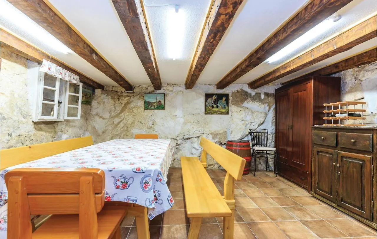 Awesome Home In Novi Vinodolski With Kitchen Holiday home